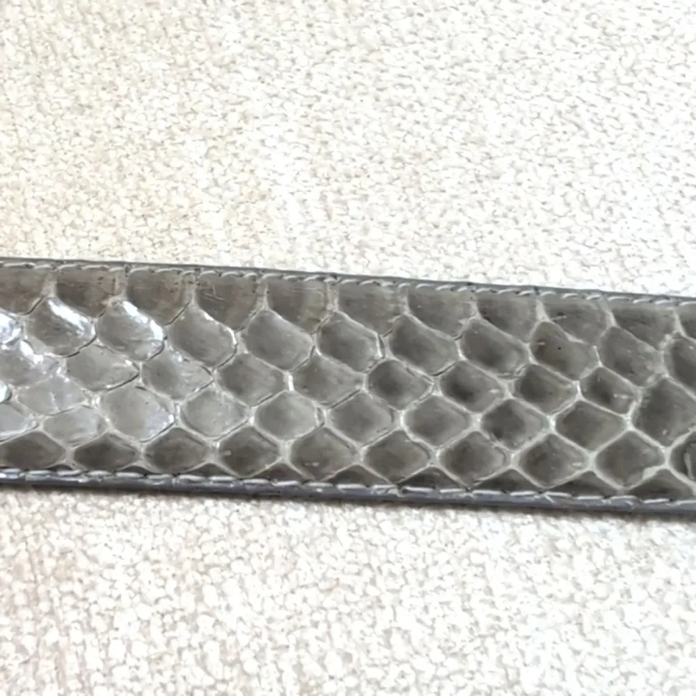 Vintage NWT Classic Green Snakeskin Leather Women's Belt Solid Brass Buckle